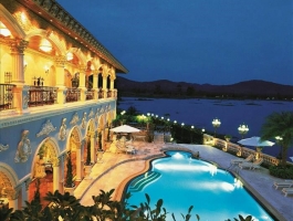 Luxury Lakeside Castle Baan Noen Nam Pattaya, Bang Lamung, Chonburi